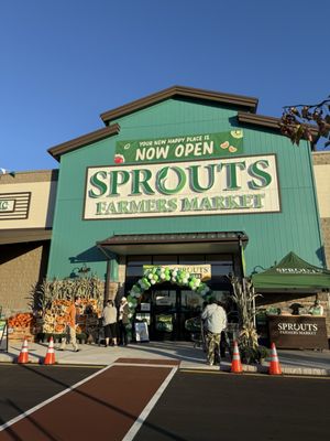 Sprouts Farmers Market by null