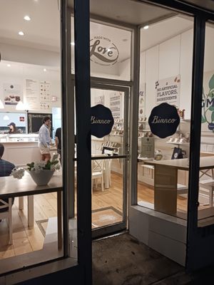 Bianco Gelato Coconut Grove by null