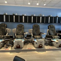 Central Nails - Up to date chairs, quick efficient and good service