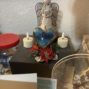 Bonney Watson - Mom's urns, mementos and alter. - Funeral Services & Cemeteries Near Me - Seatac, Washington Bonney Watson - Mom's urns, mementos and alter. - Funeral Services & Cemeteries Near Me - Seatac, Washington