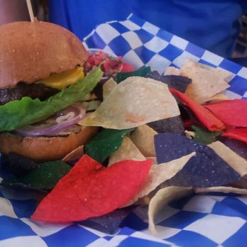 Surfside Taphouse - Cheese burger - Bars Near Me - Clearwater, Florida