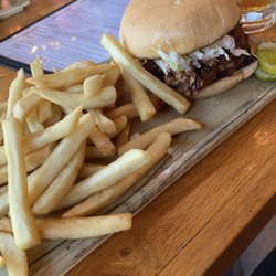 Astoria Brewing Company Taproom - Pulled Porker sandwich
