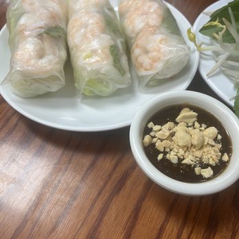 Mama Bear Pho And Boba - Spring Rolls - Coffee & Tea Near Me - Orlando, Florida Mama Bear Pho And Boba - Spring Rolls - Coffee & Tea Near Me - Orlando, Florida