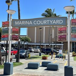 Koko Marina Center - Nice shops and Restaurants here