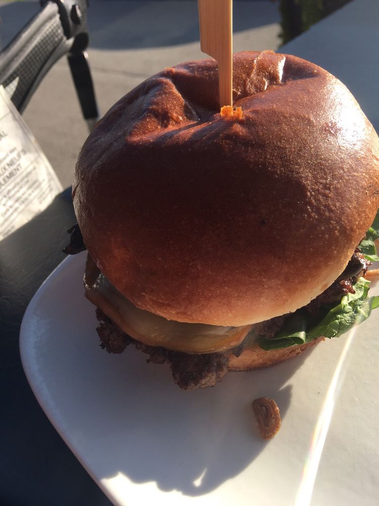 BRIDGEWATER BREWERY Updated October 2024 60 Niagara Street, Welland