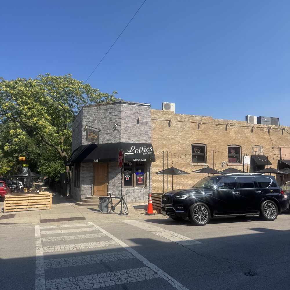 Lottie's Pub - Outside - Pubs Near Me - Chicago, Illinois Lottie's Pub - Outside - Pubs Near Me - Chicago, Illinois