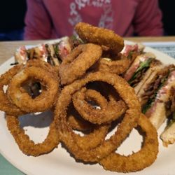 BLT with onion rings