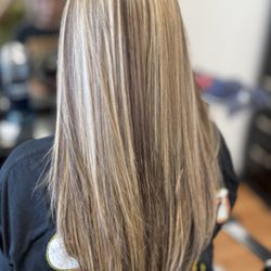 Serenity Hair Salon - Highlights & tone! By Joe