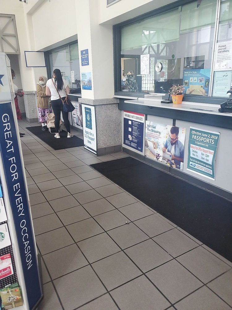 US POST OFFICE 16 Reviews 55 Roxbury St, Roxbury, Massachusetts