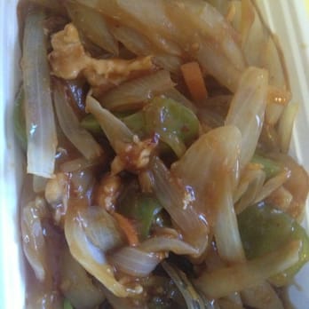 Hong Kong Chinese Restaurant - This is supposed to be chicken with garlic sauce off the chef menu...BUT ... All I got basically was onions and chicken!!!!! - Chinese Near Me - Glenolden, Pennsylvania