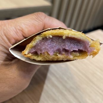 Jollibee - Ube pie - Fast Food Near Me - Delano, California Jollibee - Ube pie - Fast Food Near Me - Delano, California