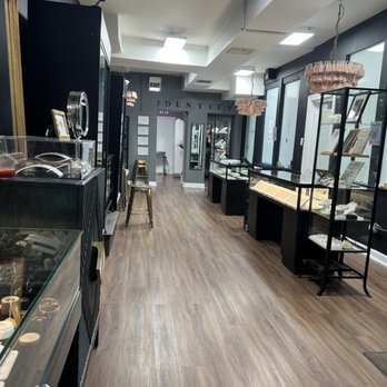 Identity Body Piercing - Piercing Near Me - Chicago, Illinois