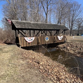 Peckham Park - Parks Near Me - Middlefield, Connecticut