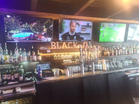 Black Oak Tavern by null