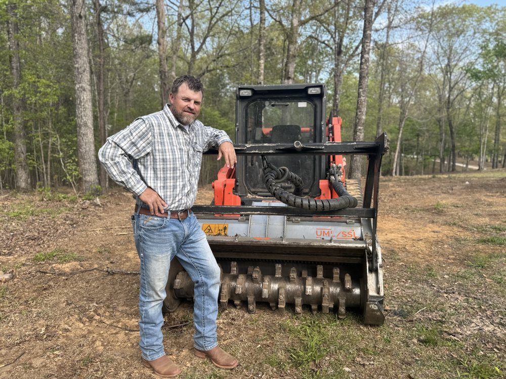 44 Land Management - tree service in McCalla, AL