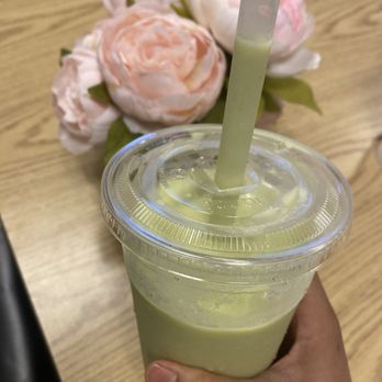 Boba-Licious Cafe - Avocado smoothie - Bubble Tea Near Me - Aiea, Hawaii