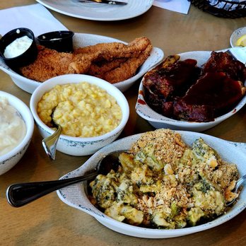 Paula Deen's Family Kitchen - Family Style Buffet - Southern Near Me - Pigeon Forge, Tennessee Paula Deen's Family Kitchen - Family Style Buffet - Southern Near Me - Pigeon Forge, Tennessee
