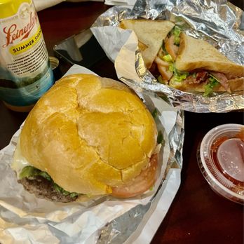 Jaxx Steaks - Burger and BLT Sandwich - Beer Bar Near Me - Philadelphia, Pennsylvania