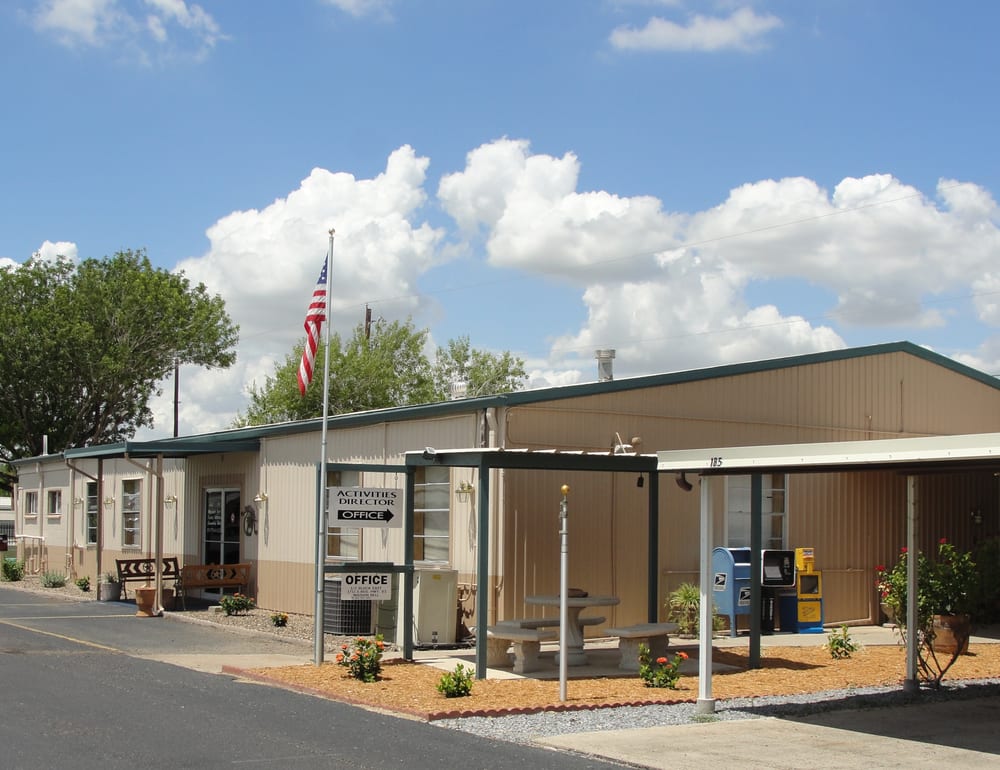 TRADE WINDS RV RESORT Updated August 2024 13 Photos 1005 N