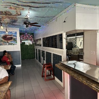 Angelo's Stuffed Pizza - inside - Pizza Near Me - Chicago, Illinois