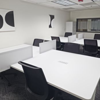 Regus - Stoneridge Drive - Shared Office Spaces Near Me - Columbia, South Carolina