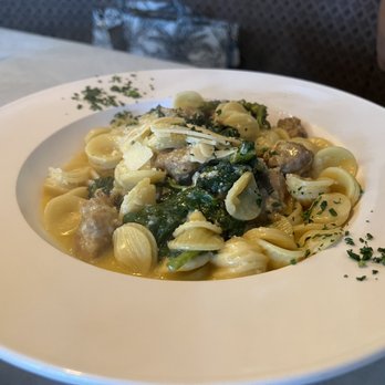 Mangia - Mangia Pasta - Italian Near Me - Orlando, Florida Mangia - Mangia Pasta - Italian Near Me - Orlando, Florida