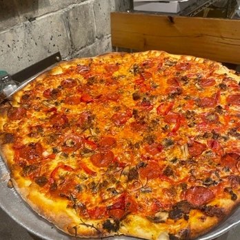 PIZZA DELICIOUS - Updated May 2024 - 688 Photos & 770 Reviews - 617 ...