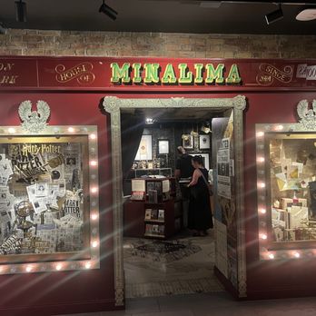 Harry Potter Shop - Books, Mags, Music & Video Near Me - New York, New York
