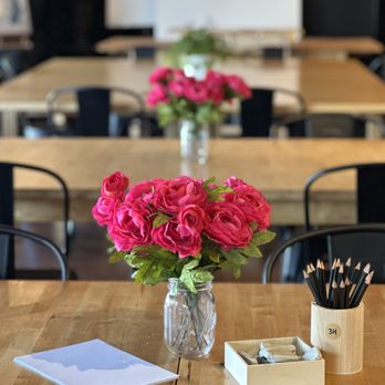 The Crafted Canvas - Paint & Sip Near Me - Fair Oaks, California