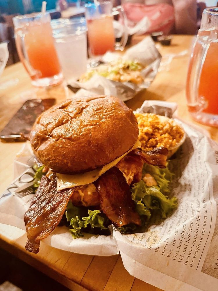 Food from The Ville Wings & Bar