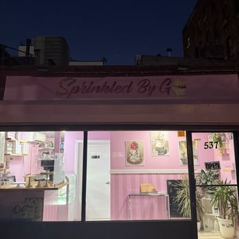 Sprinkled By G - Cupcakes Near Me - Brooklyn, New York