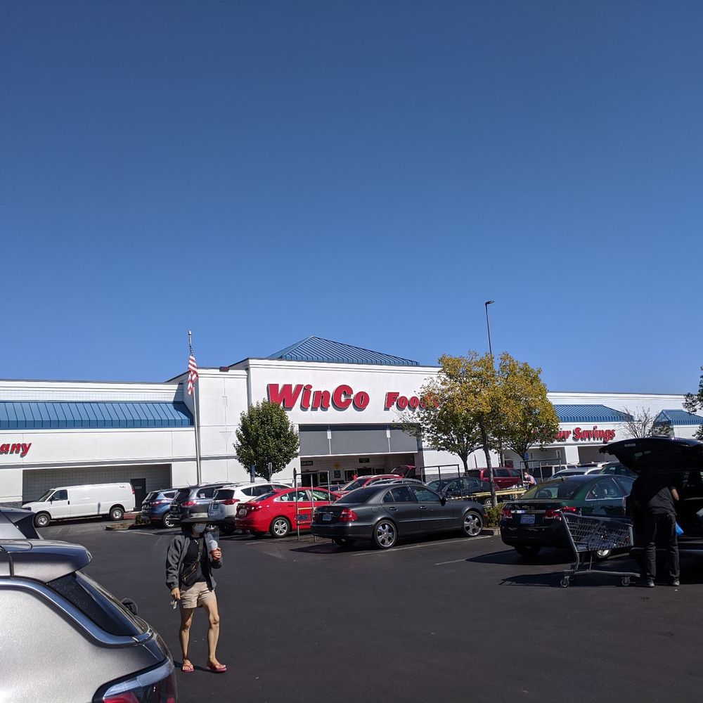 Winco deluxe mixed nuts