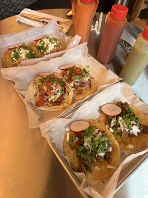 Taqueria Condesa by null