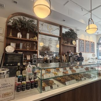 Café Crèmerie - Cafes Near Me - Chicago, Illinois