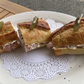 Frank & Laurie's - Ham & Butter sandwich - Breakfast & Brunch Near Me - Providence, Rhode Island Frank & Laurie's - Ham & Butter sandwich - Breakfast & Brunch Near Me - Providence, Rhode Island