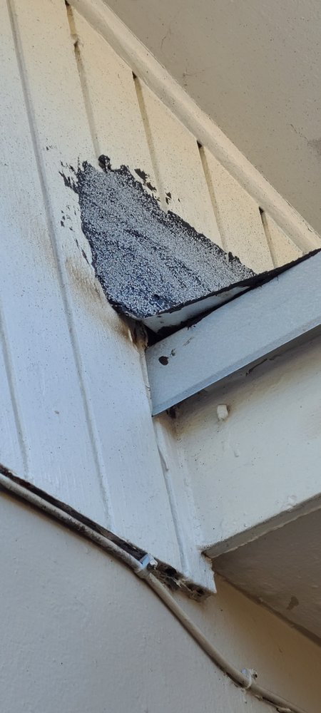Slide of Accent on Quality Roofing