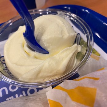 Culver's - Vanilla Custard - Fast Food Near Me - Rosemont, Illinois