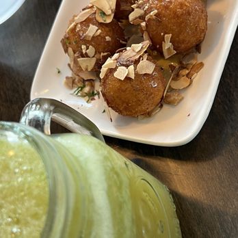 CRAFT South Miami - FRESH SQUEEZED LEMONADE W/ MINT & GINGER & GOAT CHEESE CROQUETTES - Breakfast & Brunch Near Me - South Miami, Florida