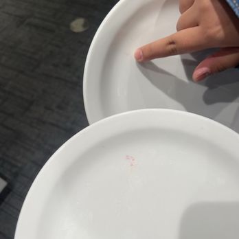 Golden Corral - dirty plates - Buffets Near Me - Fresno, California
