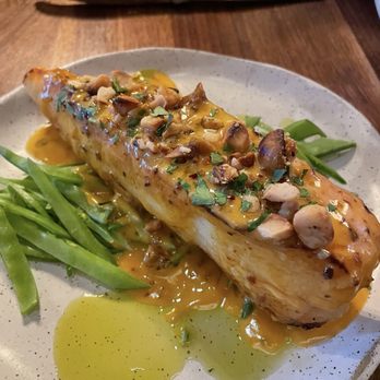 Bar Juillet - Halibut - Wine Bars Near Me - Ashland, Oregon