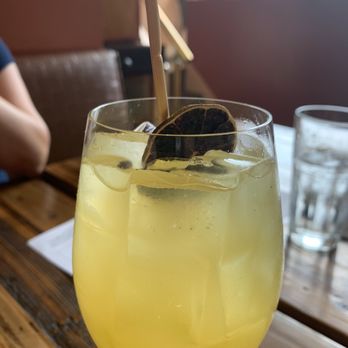 HighBrow - White sangria - Pizza Near Me - Northampton, Massachusetts