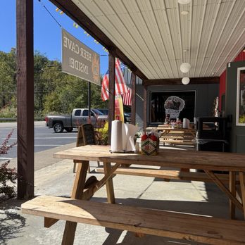 Thatcher Barbecue Company - Outside seating area - Barbeque Near Me - Slade, Kentucky Thatcher Barbecue Company - Outside seating area - Barbeque Near Me - Slade, Kentucky