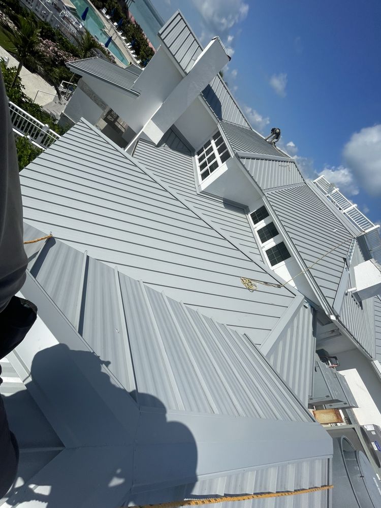 Slide of Gutter and Roof Cleaning Pro