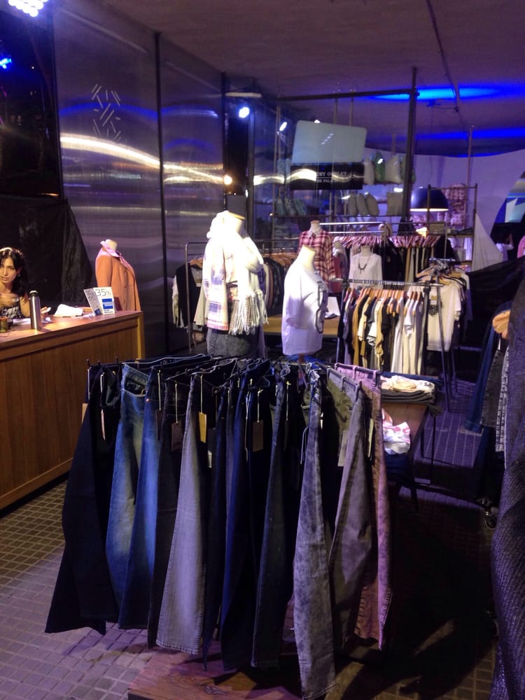Luxury Outlet