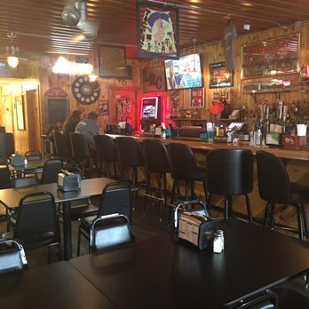 Club 14 - Pizza Near Me - Peru, Indiana