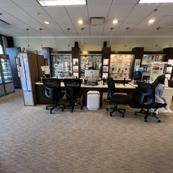Valencia Optometry - Glasses counter for fitting