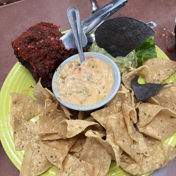 El Pinto - Fiesta Appetizer Platter - Famous Red Chile Ribs Queso & Guacamole - New Mexican Cuisine Near Me - Albuquerque, New Mexico