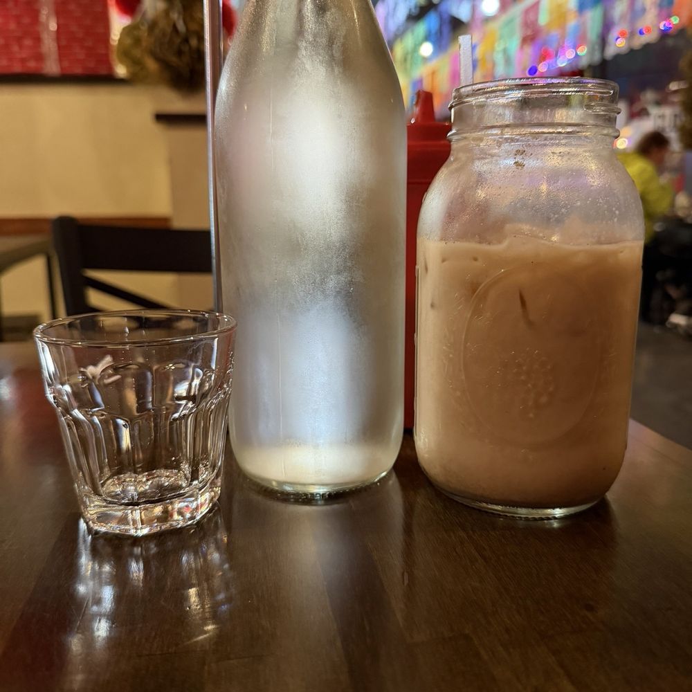 La Chingona - Horchata next to the complimentary water, huge serving and it was delicious - Mexican Near Me - Seattle, Washington La Chingona - Horchata next to the complimentary water, huge serving and it was delicious - Mexican Near Me - Seattle, Washington