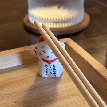 Cui-daore - Here let me hold that for you... meow! - Sushi Bars Near Me - San Diego, California
