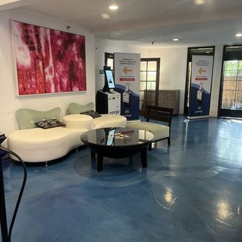 Hotel Zico - Lobby with check in kiosk *live host - Hotels Near Me - Mountain View, California